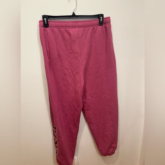 Women’s Pink sweatpants, never worn, size large - Picture 3 of 3